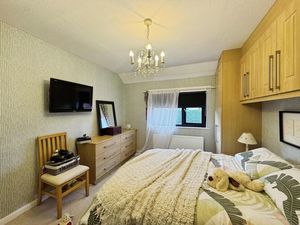 Photo 5- click for photo gallery